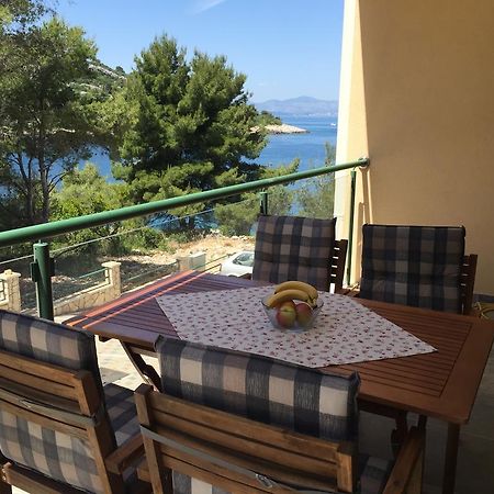 Apartment Maestral Rogac Luaran gambar